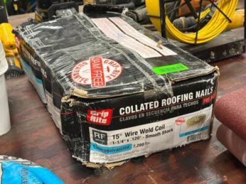 DESCRIPTION: CASE OF SCREWS THIS LOT IS: ONE MONEY QTY: 1