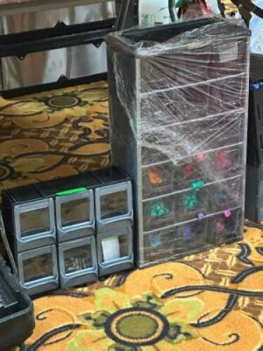 DESCRIPTION: ORGANIZERS WITH CONTENTS THIS LOT IS: ONE MONEY QTY: 1