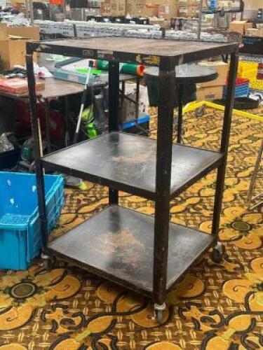 DESCRIPTION: ROLLING CART THIS LOT IS: ONE MONEY QTY: 1