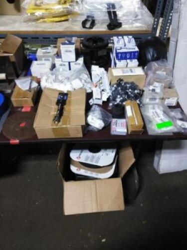 DESCRIPTION: (1) MISC TABLE OF ITEMS. BRAND/MODEL: MANY INFORMATION: MUST COME INSPECT, HARDWARE AND TOOLS QTY: 1