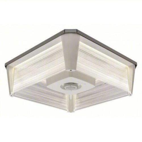 DESCRIPTION: (1) JUNCTION BOX MOUNT BRAND/MODEL: CREE #48PF25 INFORMATION: FOR GARAGE LIGHT, WHITE RETAIL$: $34.39 EA QTY: 1