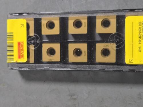 DESCRIPTION: (30) CARBIDE MODULMILL INSERTS BRAND MODEL SANDVIK COROMANT 180_009140N1464 S40T RETAIL$: $1,182.60 QTY: 30