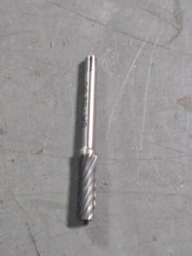 DESCRIPTION: (4) CARBIDE CYLINDER BUR BRAND MODEL WESTWARD 19D645 SIZE: 1/2"" DIA RETAIL$: $72.65 QTY: 4