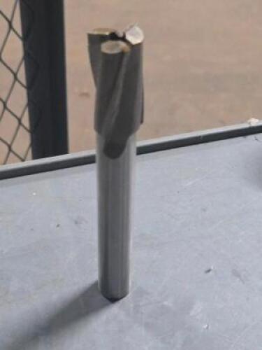 DESCRIPTION: (1) INTERCHANGABLE PILOT COUNTERBORE BRAND MODEL VC 08790529 SIZE: 13/16" DIA 5/8" SD RETAIL$: $88.88 QTY: 1