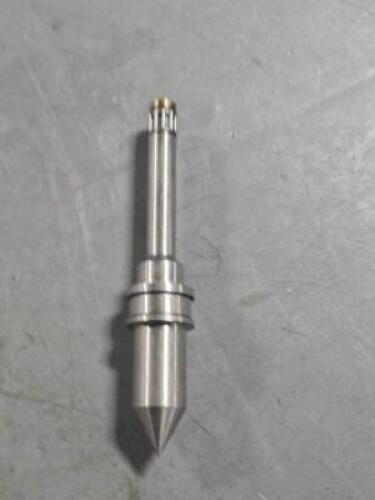 DESCRIPTION: (2) ROTATING SPINDLES SIZE: #6 QTY: 2