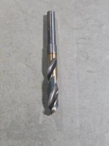 DESCRIPTION: (1) HSS REDUCED SHANK DRILL BIT BRAND MODEL TRIUMPH 094139 SIZE: 39/64" DIA 1/2" SD RETAIL$: $51.37 QTY: 1