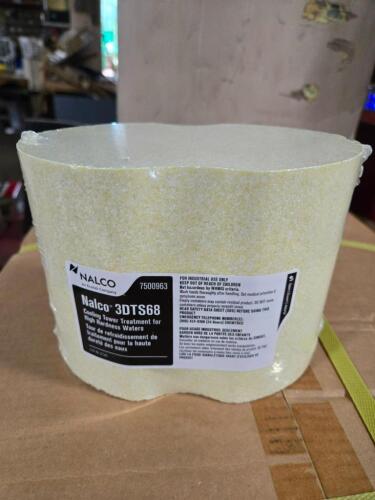 (2) DIATOMATIOUS EARTH GRANULAR SORBENT