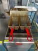 DESCRIPTION: 70-100LB. NATURAL GAS FRYER BRAND/MODEL: AVANTCO FF518-N LOCATION: KITCHEN QTY: 1 - 4