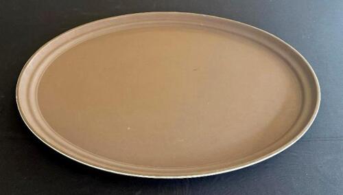 DESCRIPTION: (10) SERVING TRAYS BRAND/MODEL: CAM TREAD SIZE: 27"X22" LOCATION: 6TH FLOOR QTY: 10
