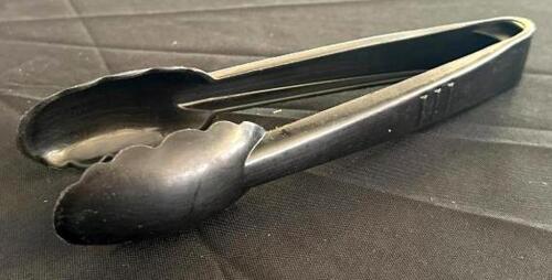 DESCRIPTION: (5) 8" PLASTIC TONGS LOCATION: 6TH FLOOR QTY: 5