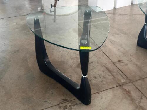 DESCRIPTION: 2 FT. GLASS TOP SIDE TABLE SIZE: 24" X 31" THIS LOT IS: ONE MONEY QTY: 1