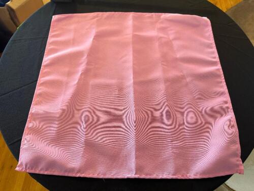 DESCRIPTION (99) 18" X 18" PINK LINEN NAPKINS THIS LOT IS: SOLD BY THE PIECE LOCATION FLOOR 6 QTY 99