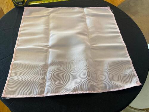 DESCRIPTION (88) 18" X 18" PINK LINEN NAPKINS THIS LOT IS: SOLD BY THE PIECE LOCATION FLOOR 6 QTY 99