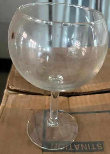 DESCRIPTION (24) LARGE WINE GLASSES THIS LOT IS: SOLD BY THE PIECE LOCATION FIRST FLOOR QTY 24