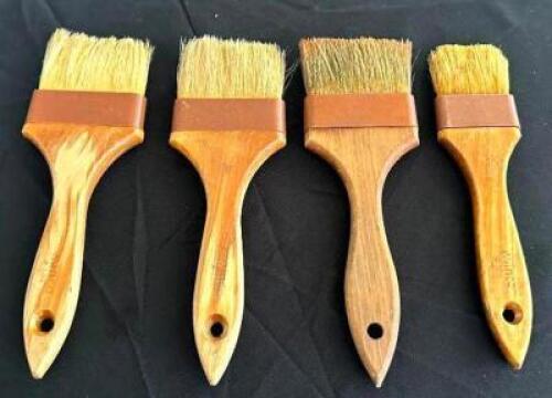 DESCRIPTION: (4) GLAZING BRUSHES LOCATION: 6TH FLOOR QTY: 4