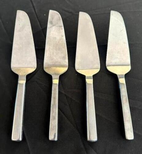 DESCRIPTION: (4) STAINLESS PIE SERVERS LOCATION: 6TH FLOOR QTY: 4