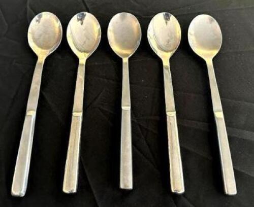 DESCRIPTION: (5) STAINLESS SERVING SPOONS LOCATION: 6TH FLOOR QTY: 5