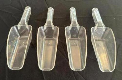 DESCRIPTION: (4) PLASTIC ICE SCOOPS LOCATION: 6TH FLOOR QTY: 4