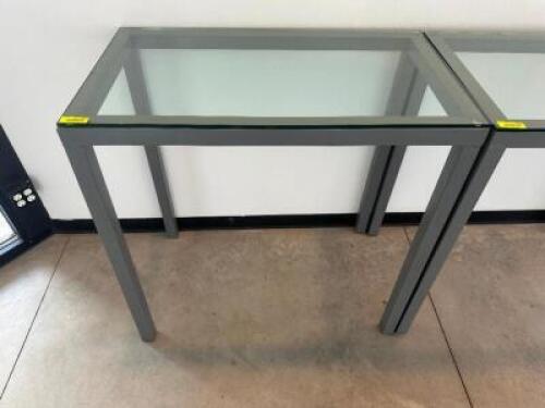 DESCRIPTION 43" X 25" GLASS TOP COUNTER HEIGHT ACCENT TABLE W/ METAL FRAME SIZE 84" LOCATION FLOOR 7 QTY 1