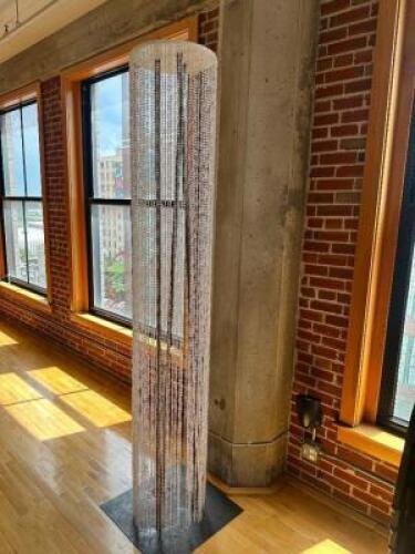 DESCRIPTION (2) METAL POSTS W/ BEAD STRANDS LOCATION FLOOR 6 QTY 1