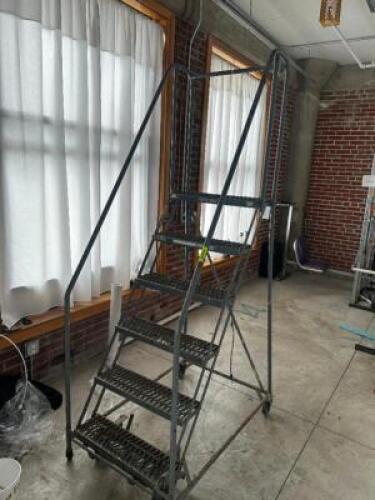DESCRIPTION COTTERMAN ROLLING STAIR CASE BRAND / MODEL: COTTERMAN LOCATION FLOOR 6 QTY 1