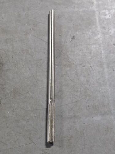 DESCRIPTION: (2) HSS CHUCKING REAMERS BRAND MODEL AV 11V460 SIZE: 0.3580" DIA RETAIL$: $78.46 QTY: 2