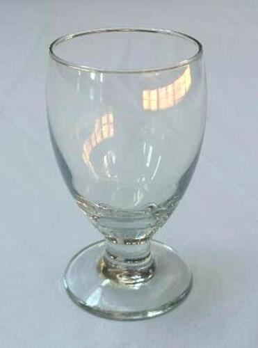 DESCRIPTION: (14) GOBLET GLASSES WITH GLASS RACK LOCATION: 6TH FLOOR QTY: 14
