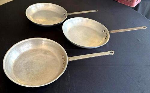 DESCRIPTION: (3) 14.5" FRY PANS LOCATION: 6TH FLOOR QTY: 3