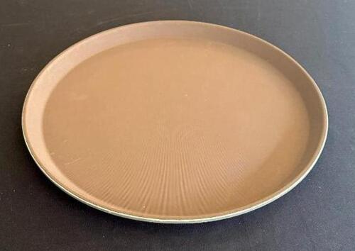 DESCRIPTION: (10) ROUND SERVING TRAYS BRAND/MODEL: CAM TREAD SIZE: 14" LOCATION: 6TH FLOOR QTY: 10
