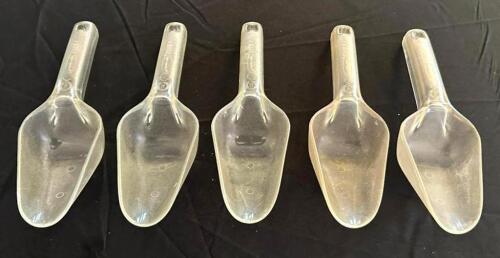 DESCRIPTION: (5) PLASTIC ICE SCOOPS LOCATION: 6TH FLOOR QTY: 5