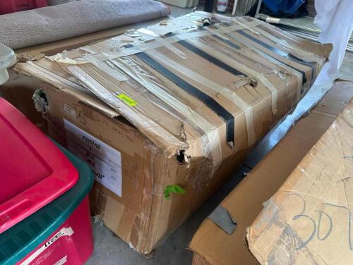 DESCRIPTION 9' FAKE CHRISTMAS TREE - IN BOX LOCATION FLOOR 8 QTY 1